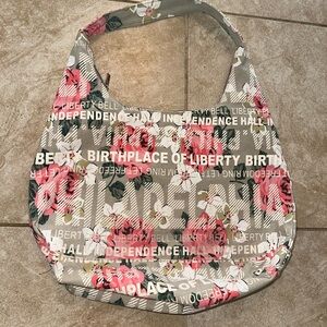 ROBIN RUTH NWOT cities Philadelphia floral spacious hobo shoulder tote bag!